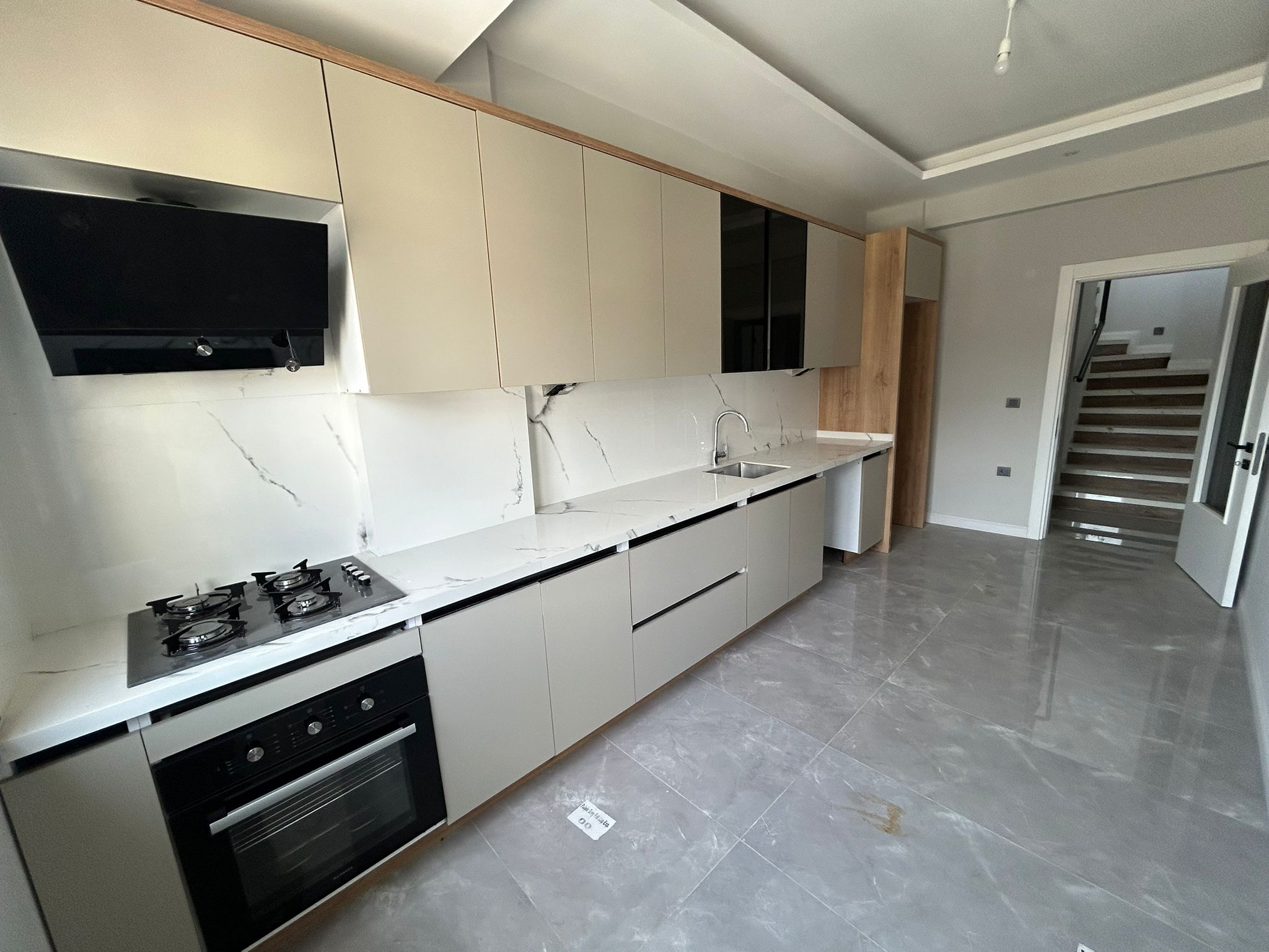 BALIKESİR EDREMİT KADIKÖY’DE SATILIK DUBLEKS DAİRE
