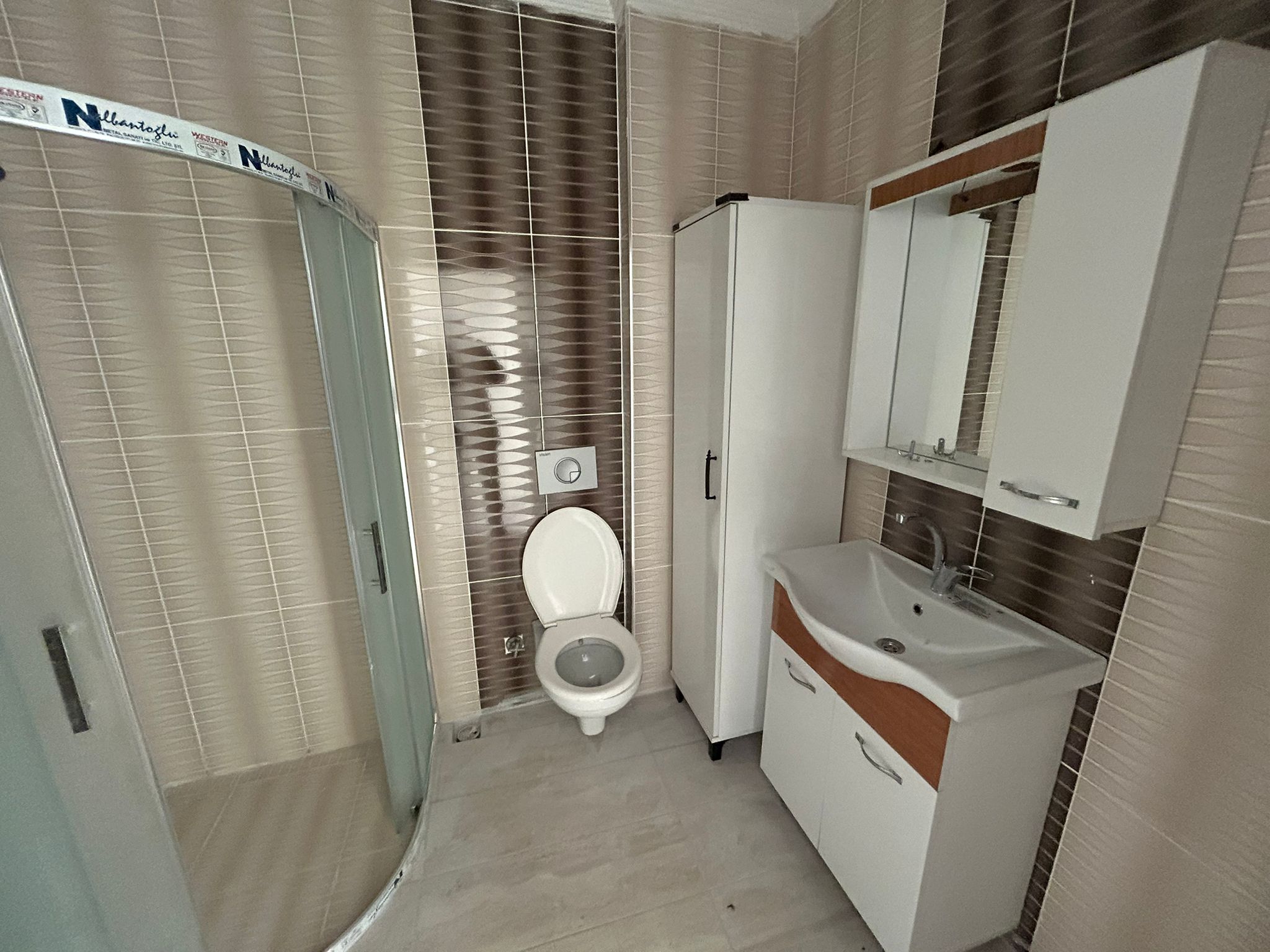 GAZİİLYAS'DA TUGAYA 300 M. KİRALIK 2+1 SIFIR DAİRE