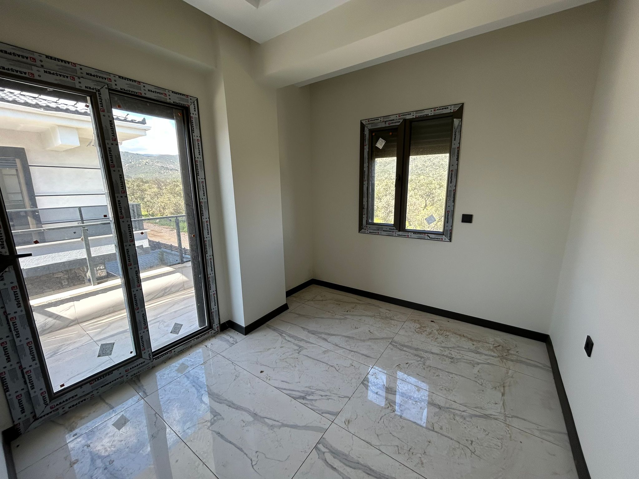 HAYALİNİZDEKİ YAŞAM BURADA BAŞLIYOR!