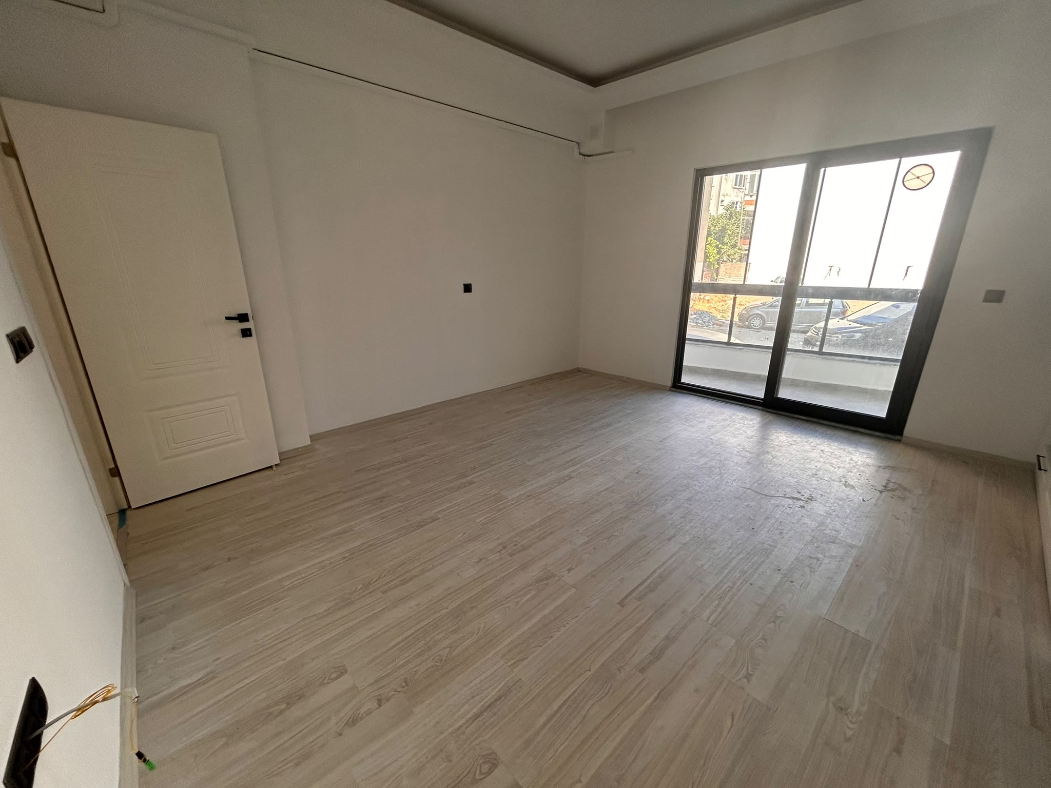 CUMHURİYET MAHALLESİNDE SATILIK 1+1 DAİRE