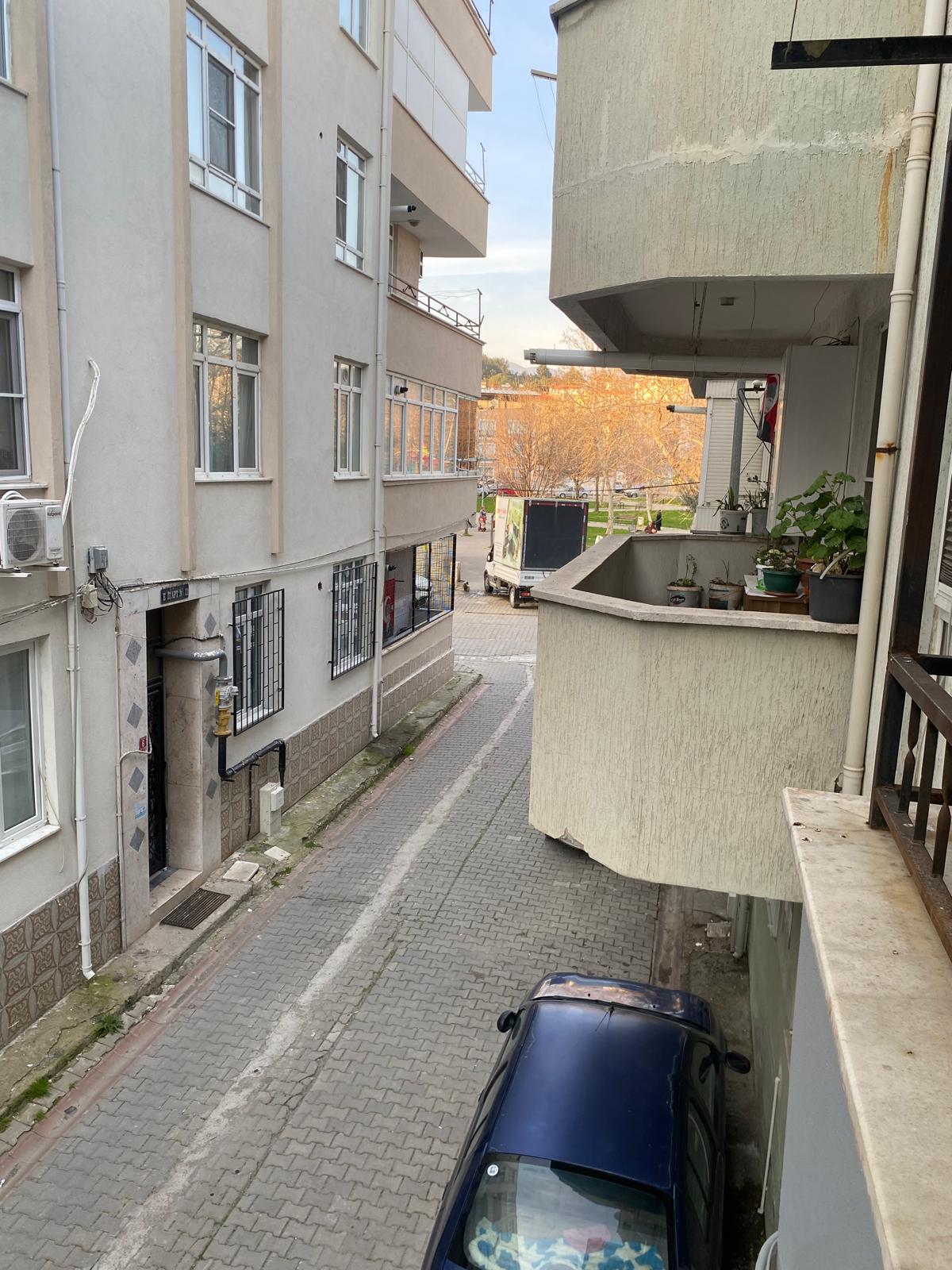 EDREMİT CUMHURİYET MAHALLESİNDE 3+1 JEOTERMALLİ KİRALIK DAİRE