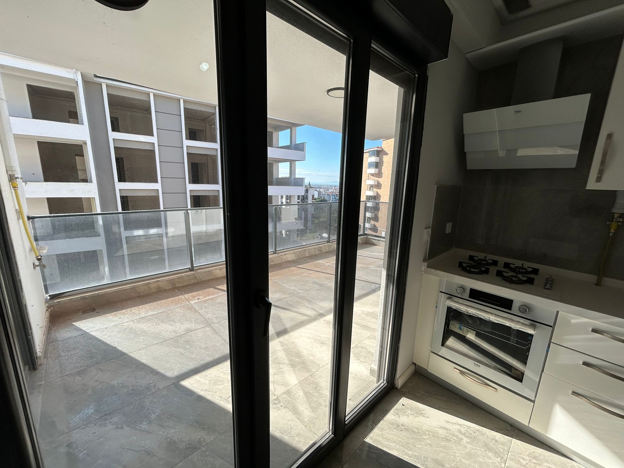 ATATÜRK MAHALLESİ’NİN EN GÜZEL NOKTASINDA! SATILIK 2+1 DAİRE (9numara)