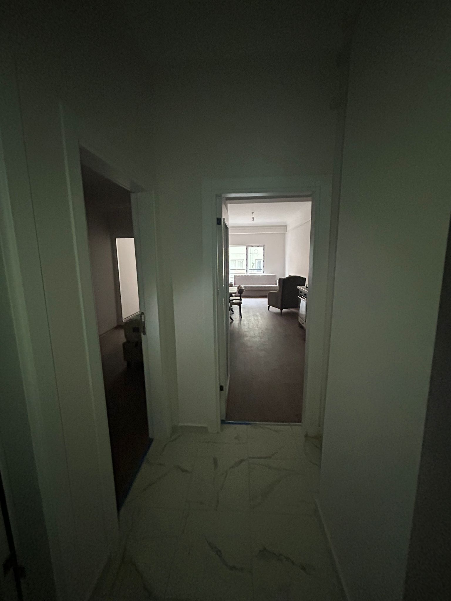 CUMHURİYET MAHALLESİNDE EŞYALI KİRALIK 1+1 DAİRE