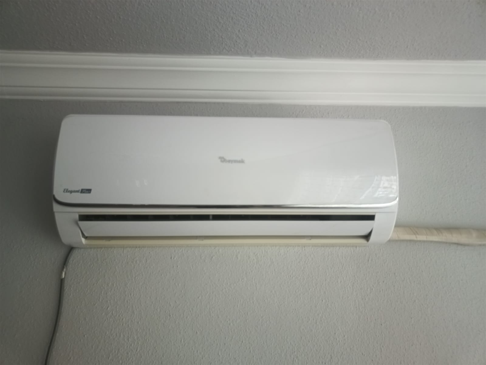 EDREMİT TUZCUMURAT’TA EŞYALI KİRALIK 3+1 DAİRE