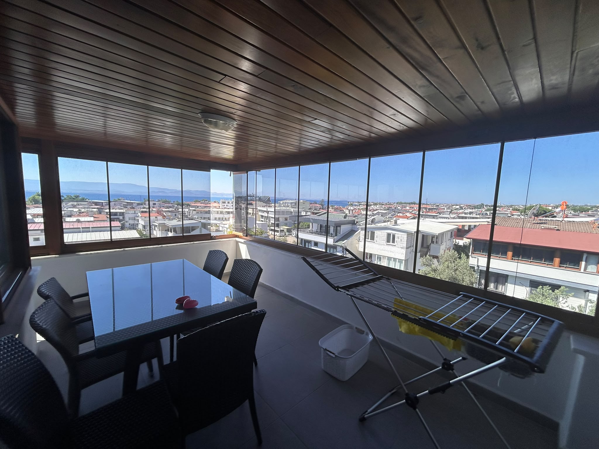 BALIKESİR EDREMİT GÜRE'DE SEZONLUK KİRALIK EŞYALI 3+1 DUBLEKS DAİRE