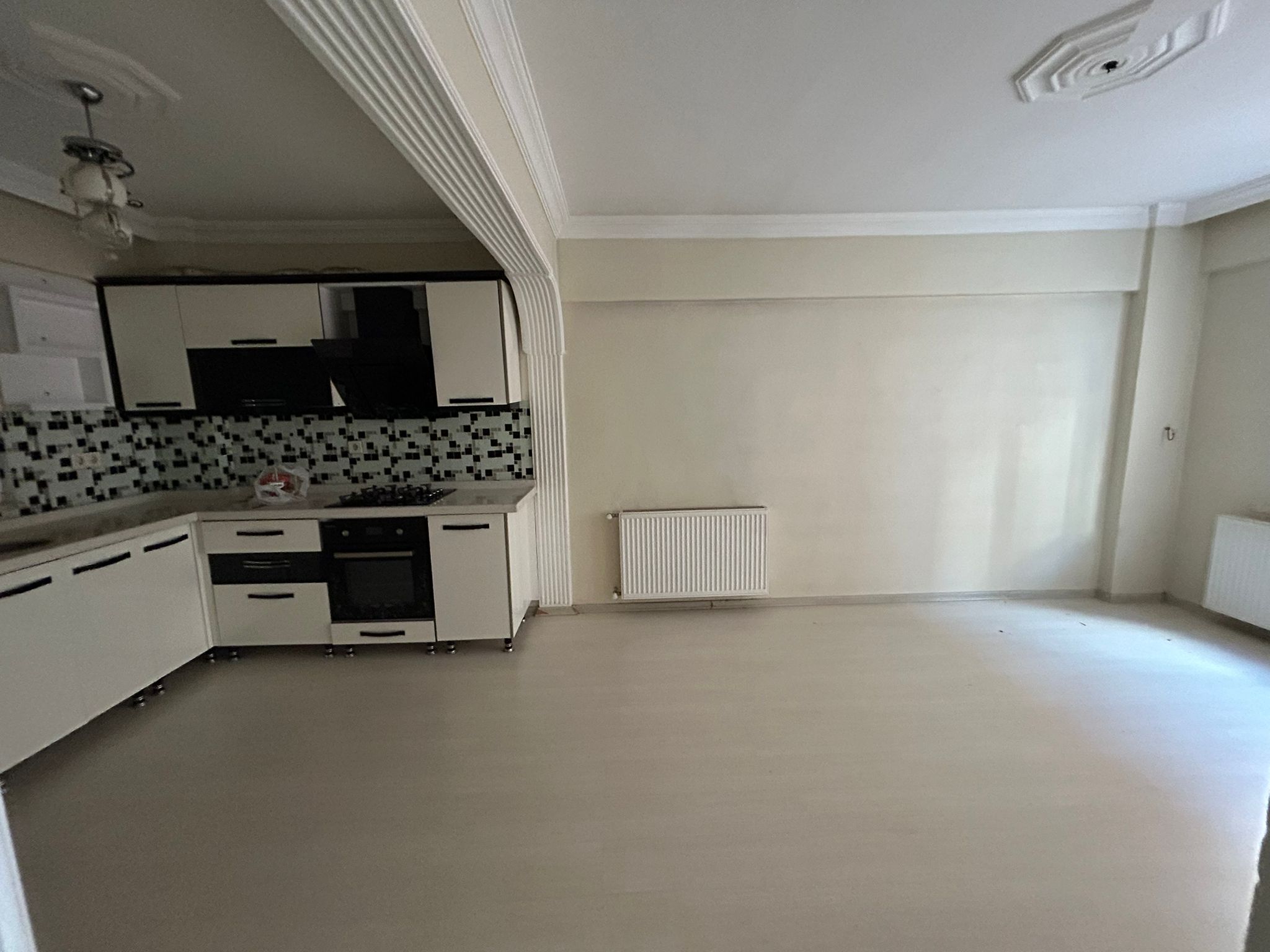 EDREMİT CUMHURİYET MAHALLESİNDE 3+1 JEOTERMALLİ SATILIK DAİRE