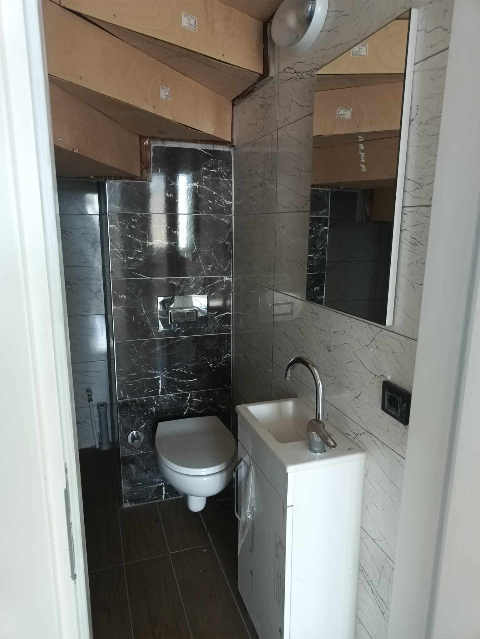 BALIKESİR EDREMİT TUZCUMURAT MAHALLESİNDE SATILIK 3+1 DUBLEKS DAİRE