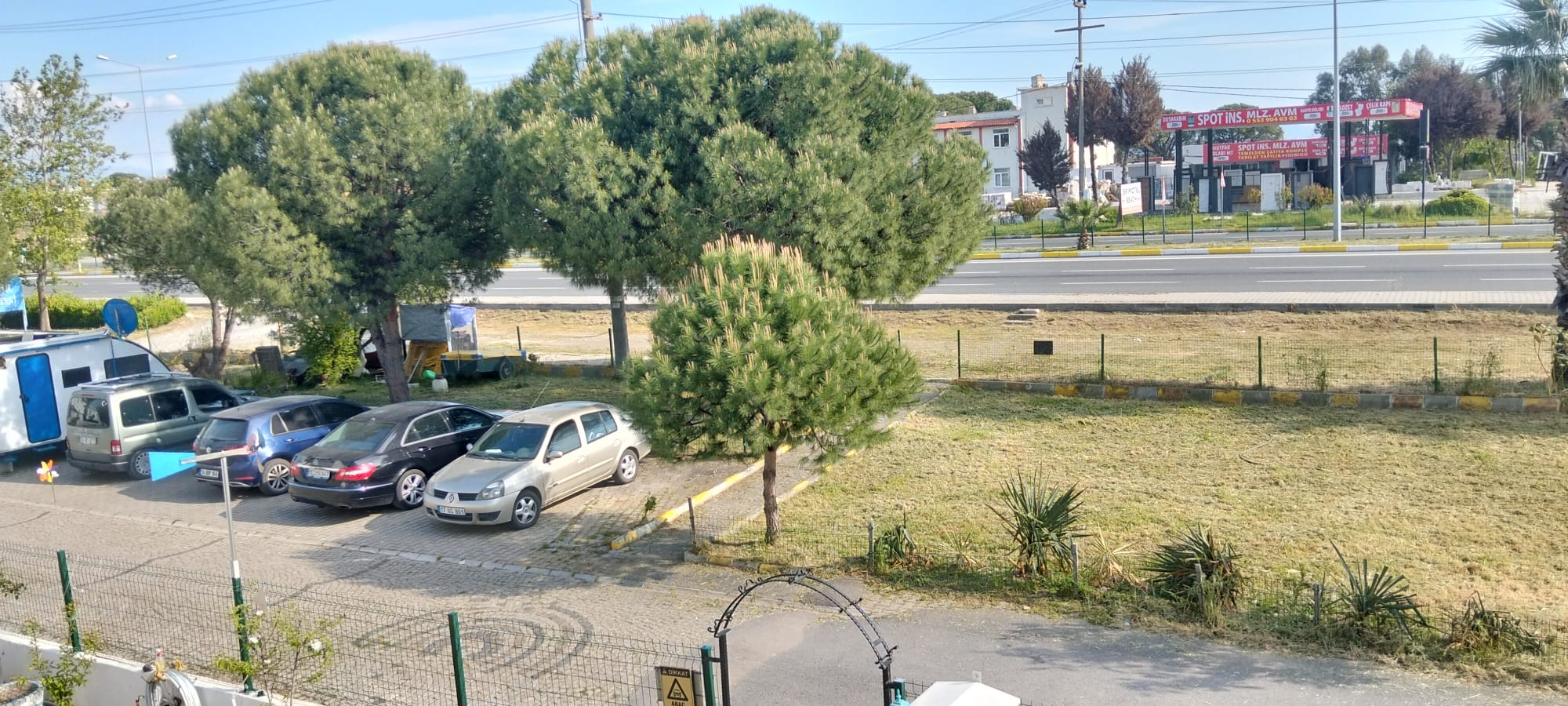 EDREMİT AVCILAR MAHALLESİNDE SATILIK 2+1 YAZLIK