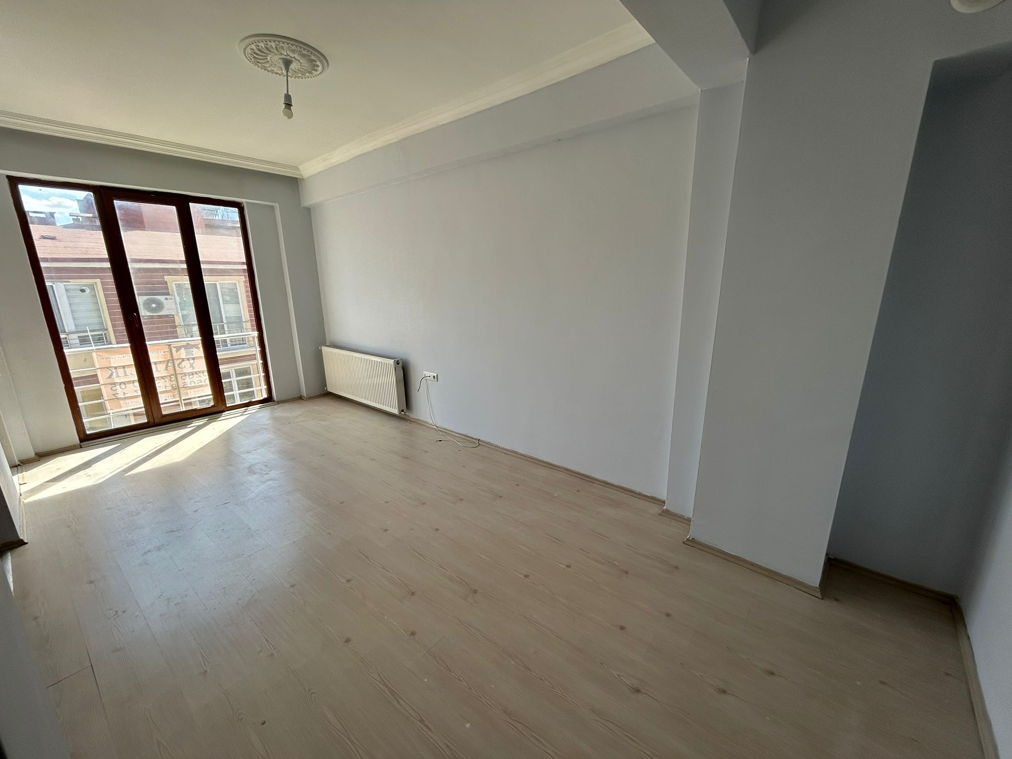 FERAH, MUTLU, HUZURLU KİRALIK 2+1 DAİRE