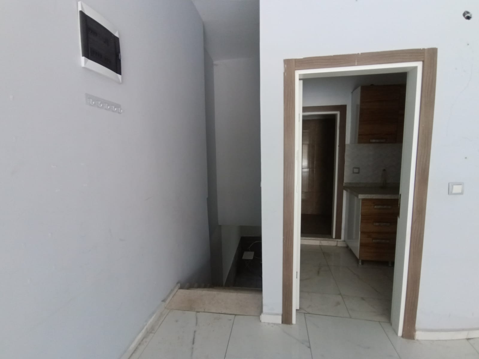 İnönü Caddesinde Kiralık 90 M2 Dükkan