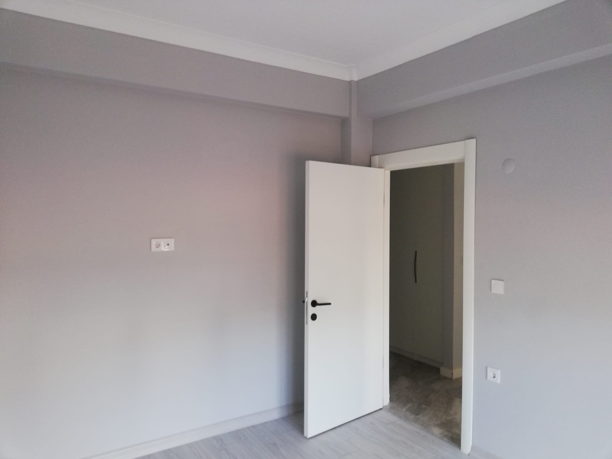 Atatürk 'de Satılık 2+1 120 M2 Geniş Balkon Daire