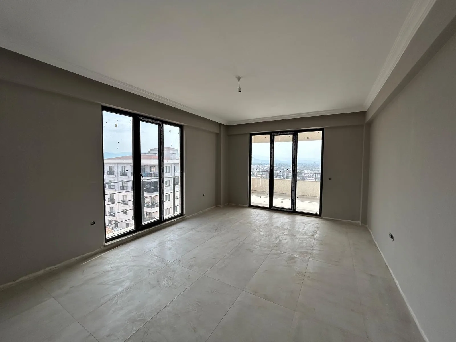 EDREMİT MANZARALI KİRALIK 3+1 DAİRE (EİDS NO : 1001423 )