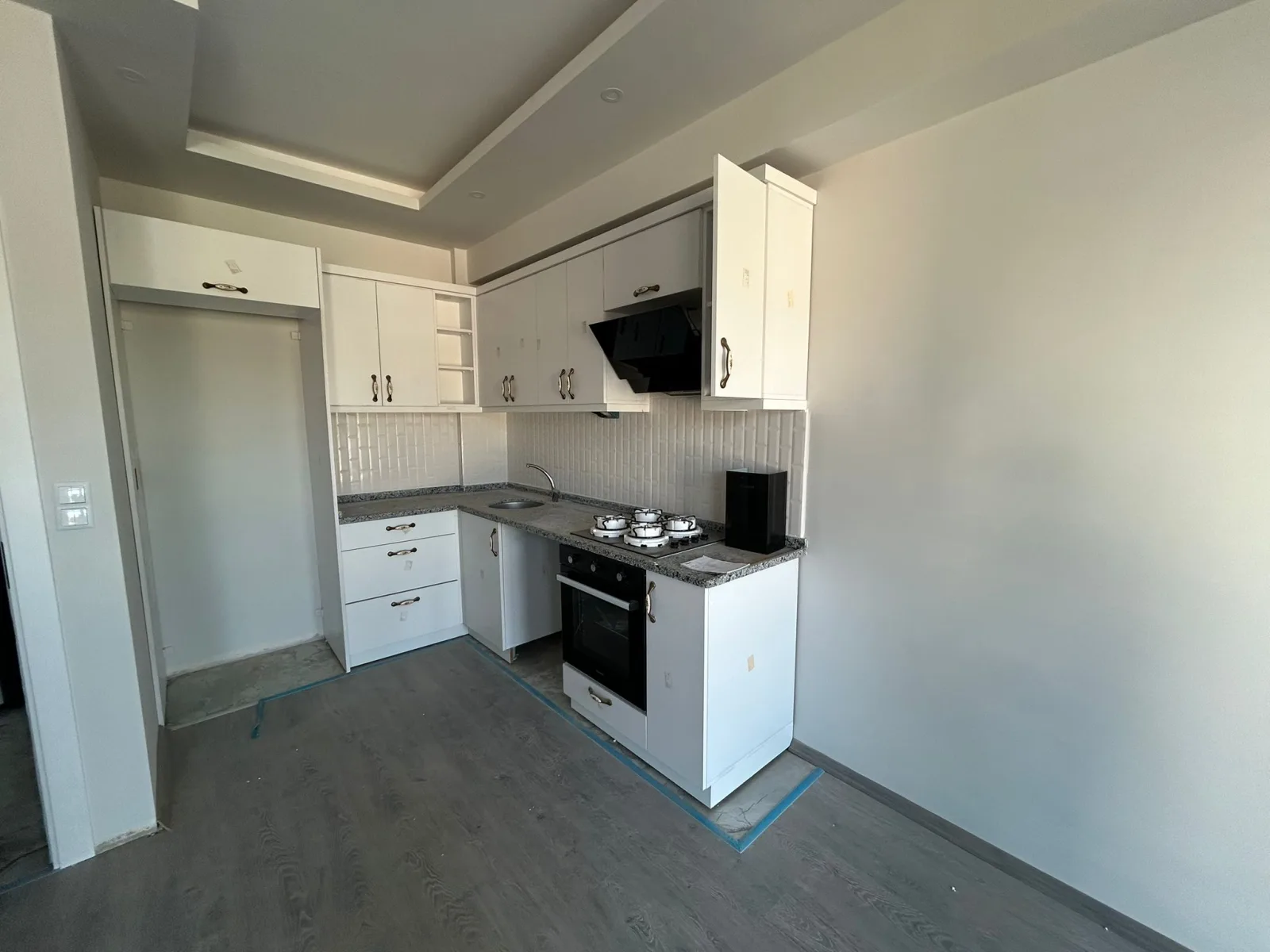 TUZCUMURAT MAHALLESİNDE KİRALIK 2+1 SIFIR DAİRE