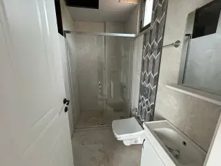 ATATÜRK'DE KİRALIK 2+1 SIFIR EBEVEYN BANYOLU DAİRE (EİDS NO : 1001423 )