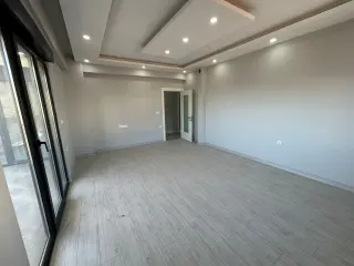 ATATÜRK MAHALLESİ’NİN EN GÜZEL YERİNDE SATILIK 3+1 DAİRE ( 6 Numara)