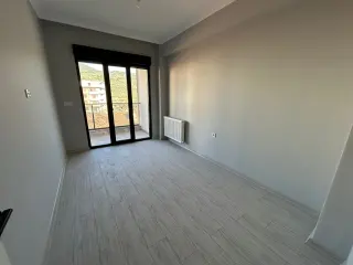 ATATÜRK MAHALLESİ’NİN EN GÜZEL YERİNDE SATILIK 3+1 DAİRE ( 6 Numara)