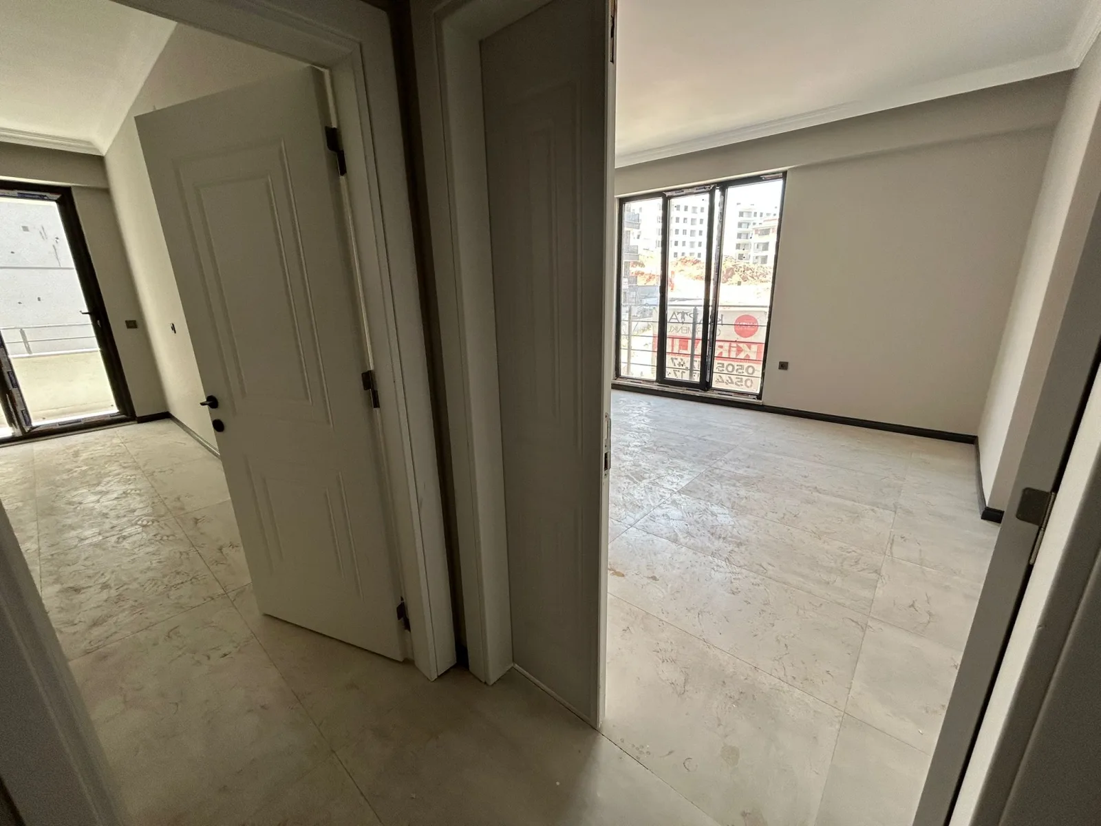 ATATÜRK'DE KİRALIK 2+1 SIFIR EBEVEYN BANYOLU DAİRE (EİDS NO : 1001423 )