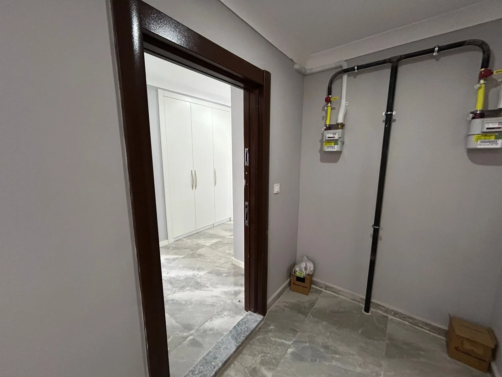ATATÜRK MAHALLESİ’NİN EN GÜZEL YERİNDE SATILIK 3+1 DAİRE ( 6 Numara)