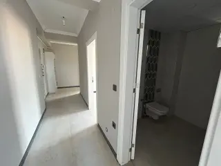 ATATÜRK'DE KİRALIK 2+1 SIFIR EBEVEYN BANYOLU DAİRE (EİDS NO : 1001423 )