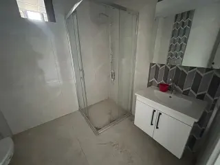 ATATÜRK'DE KİRALIK 2+1 SIFIR EBEVEYN BANYOLU DAİRE (EİDS NO : 1001423 )