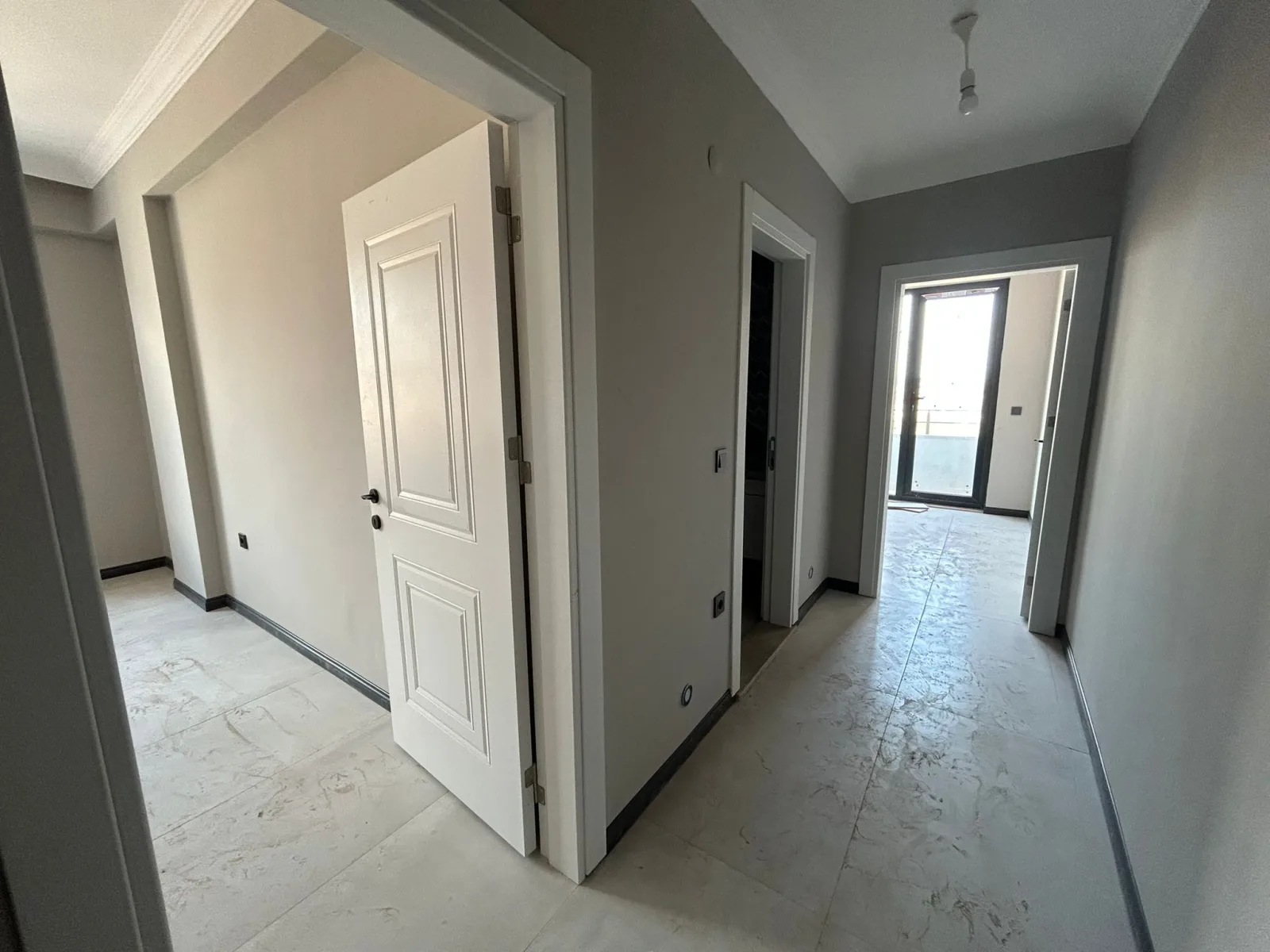 ATATÜRK'DE KİRALIK 2+1 SIFIR EBEVEYN BANYOLU DAİRE (EİDS NO : 1001423 )