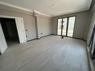 ATATÜRK'DE KİRALIK 2+1 SIFIR EBEVEYN BANYOLU DAİRE (EİDS NO : 1001423 )