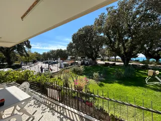 Örenin Kalbinde Villa Tarzında yapılmış. Satılık 2 Adet (alt ve Üst 2+1 Daire )