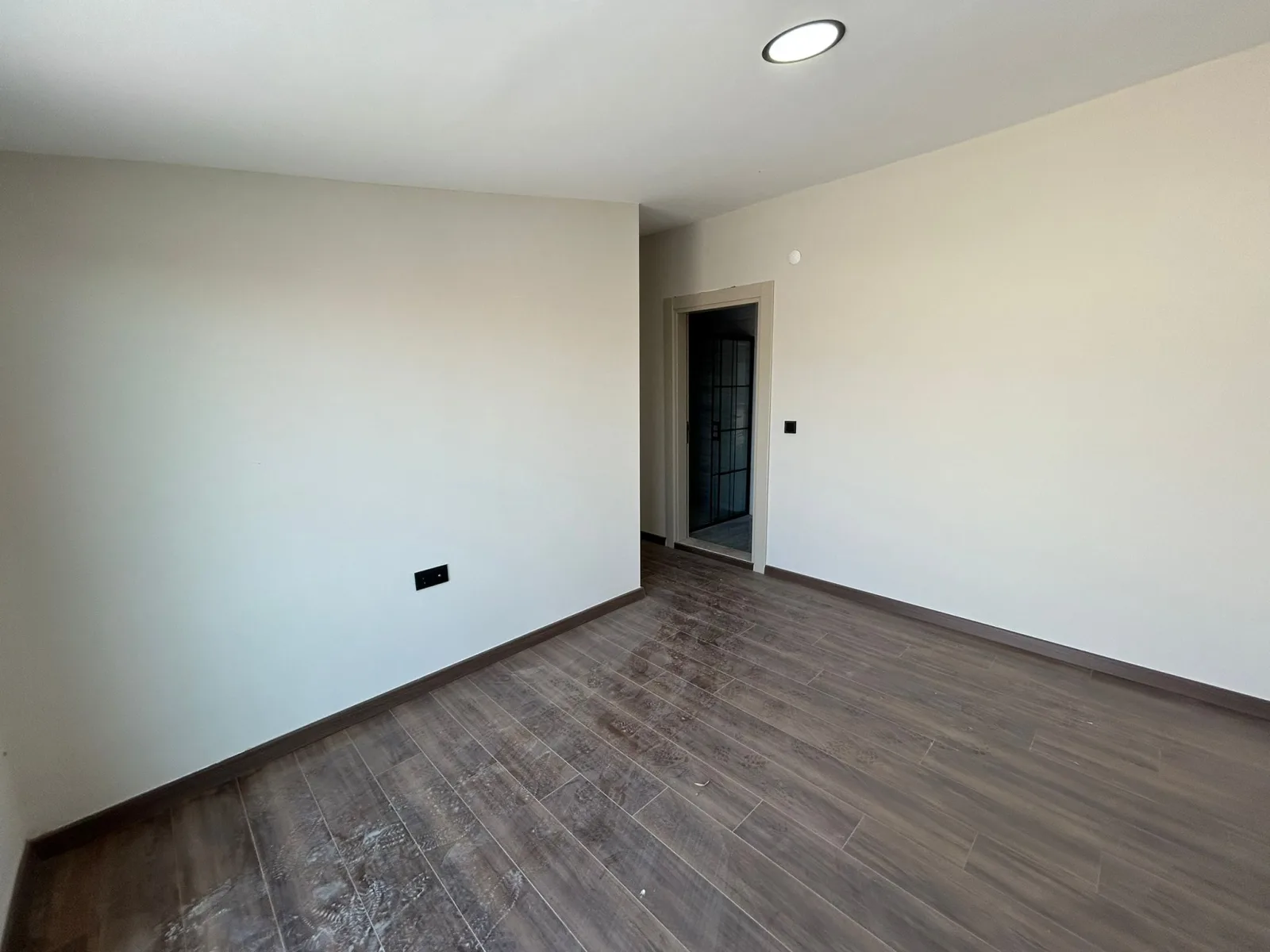 CENNETAYAĞINDA SATILIK SIFIR 3+1 TERASLI DUBLEKS DAİRE (EİDS NO : 1001423