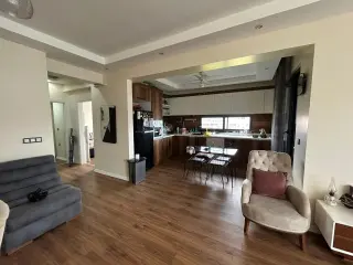🏡 BALIKESİR EDREMİT ATATÜRK MAHALLESİNDE SİTE İÇERİSİNDE HAVUZLU 2+1 LÜKS DAİRE