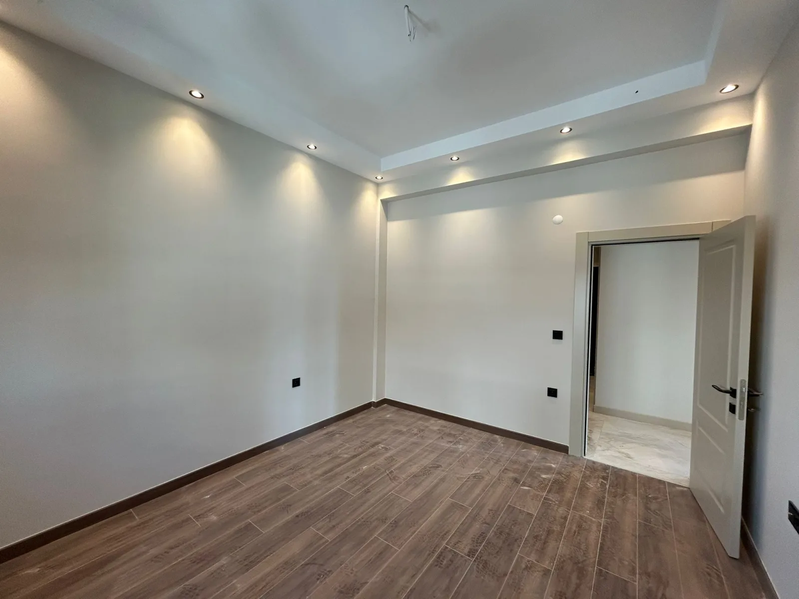 CENNETAYAĞINDA SATILIK SIFIR 3+1 TERASLI DUBLEKS DAİRE (EİDS NO : 1001423