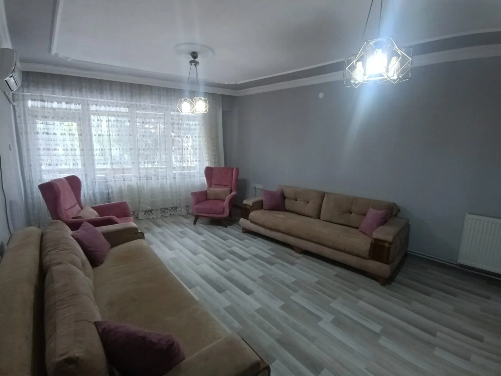 TUZCUMURAT MAHALLESİNDE EŞYALI KİRALIK 3+1 DAİRE