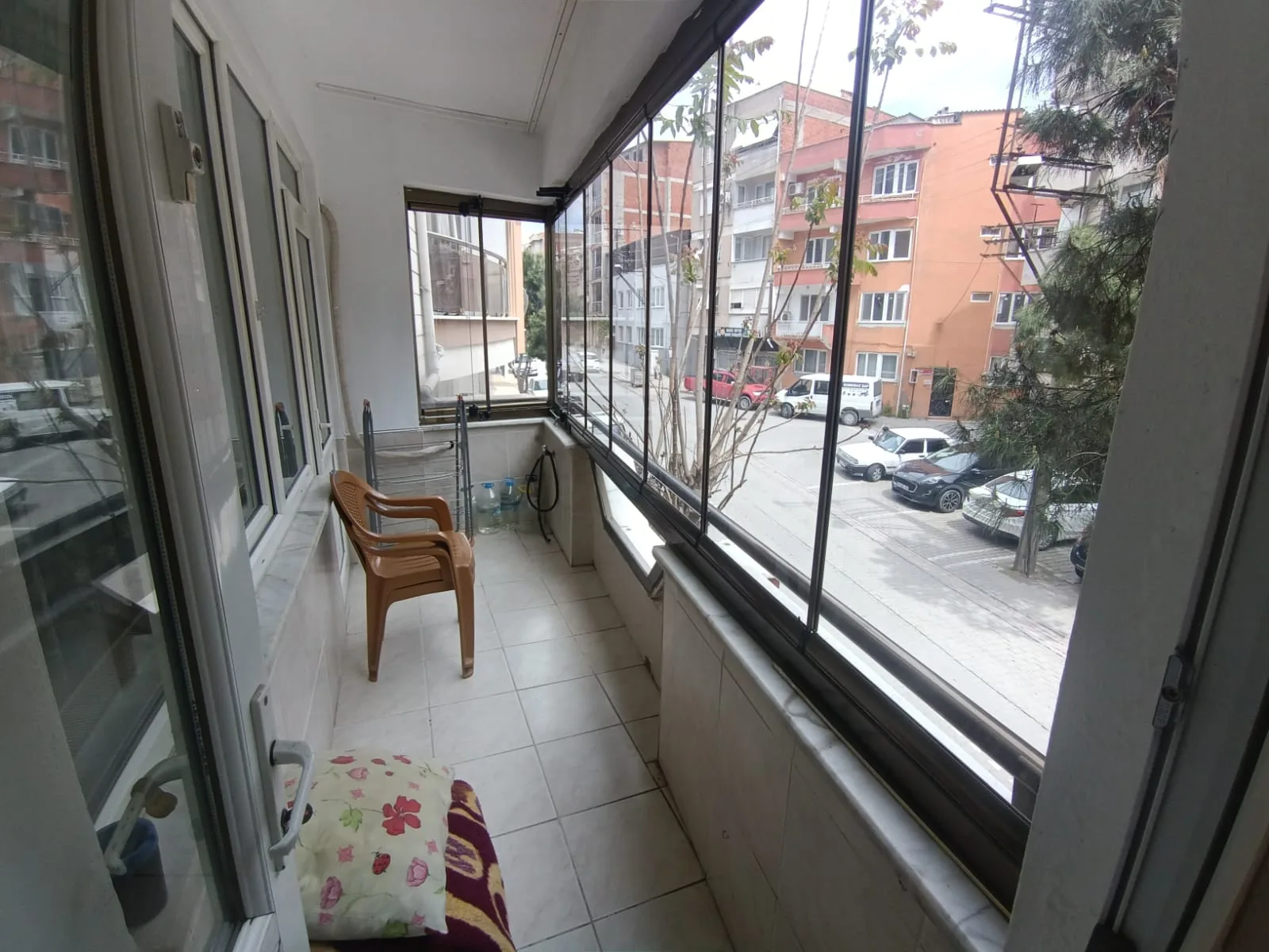 TUZCUMURAT MAHALLESİNDE EŞYALI KİRALIK 3+1 DAİRE