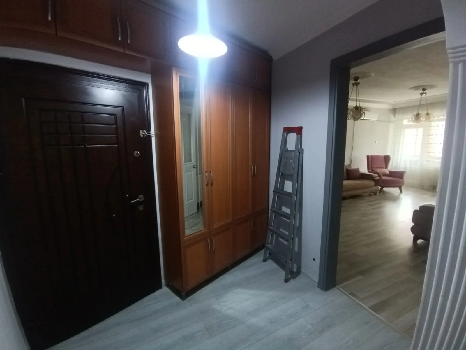 TUZCUMURAT MAHALLESİNDE EŞYALI KİRALIK 3+1 DAİRE