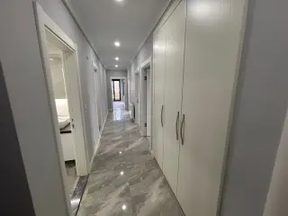 ATATÜRK MAHALLESİ'NDE KİRALIK LÜKS 3+1 DAİRE ( 7 NUMARALI DAİRE )