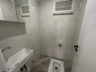 ATATÜRK MAHALLESİ'NDE KİRALIK LÜKS 3+1 DAİRE ( 7 NUMARALI DAİRE )