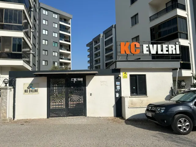 KADIKÖY KC EVLERİNDE SATILIK 2+1 DAİRE ( EİDS NO: 1001423)