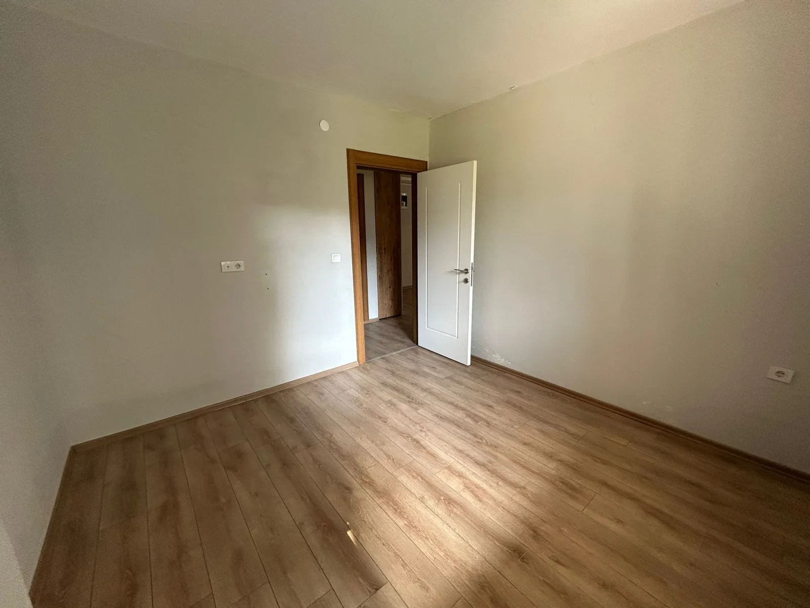 KADIKÖY KC EVLERİNDE SATILIK 2+1 DAİRE ( EİDS NO: 1001423)