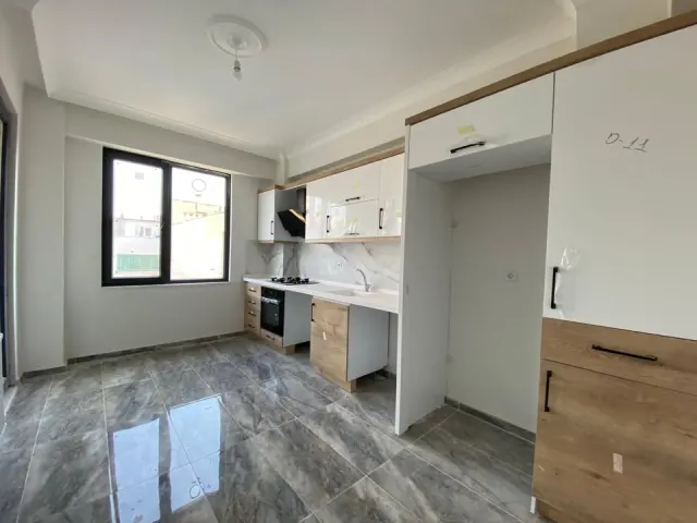 EDREMİT CUMHURİYET MAHALLESİ'NDE  KİRALIK 2+1 DUBLEKS DAİRE
