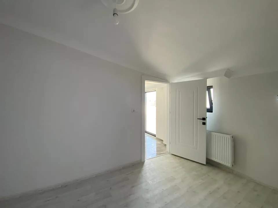 EDREMİT CUMHURİYET MAHALLESİ'NDE  KİRALIK 2+1 DUBLEKS DAİRE