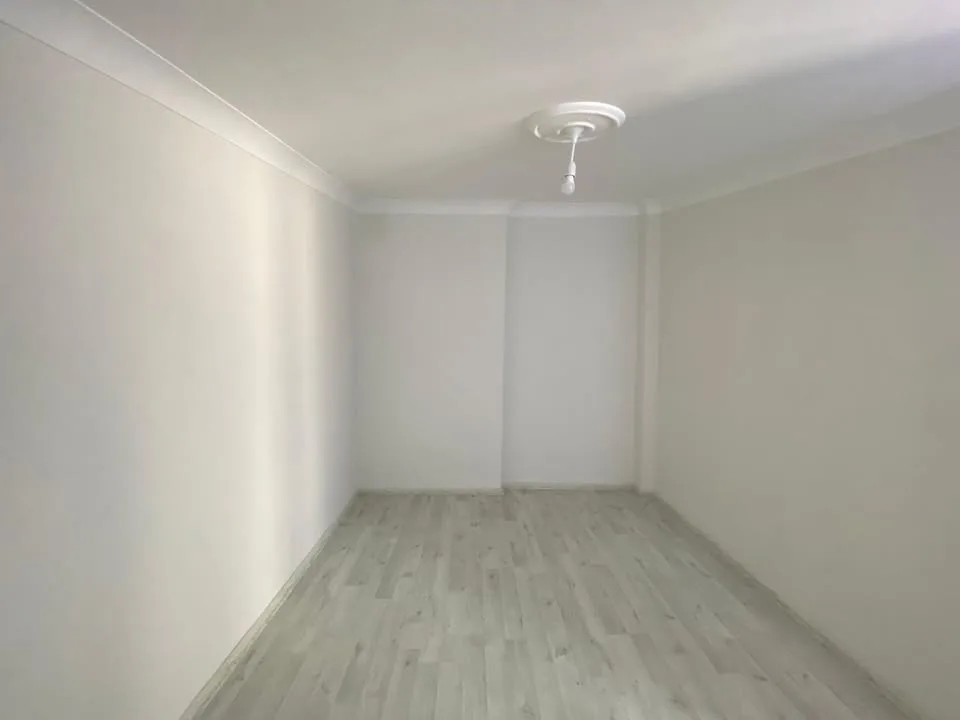 EDREMİT CUMHURİYET MAHALLESİ'NDE  KİRALIK 2+1 DUBLEKS DAİRE