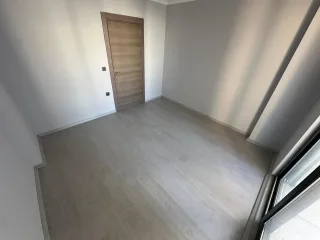 BALIKESİR BURHANİYE CUMHURİYET MAHALLESİ (BADEM ALANI) SATILIK 2+1 ARA KAT DAİRE