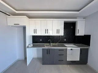 BALIKESİR BURHANİYE CUMHURİYET MAHALLESİ (BADEM ALANI) SATILIK 2+1 ARA KAT DAİRE
