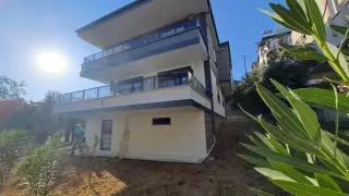 DAİRE FİYATINA TAM MÜSTAKİL DENİZ MANZARALI SIFIR VİLLA