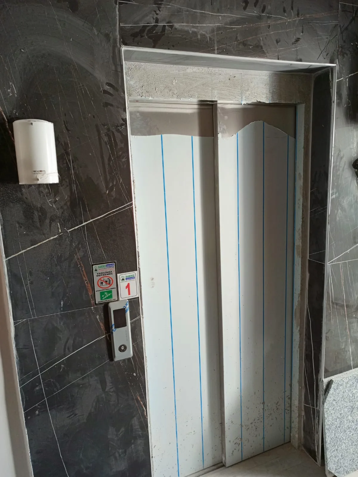 BURHANİYE YENİ MAHALLE'DE SATILIK SIFIR 6+1 DUBLEKS DAİRE