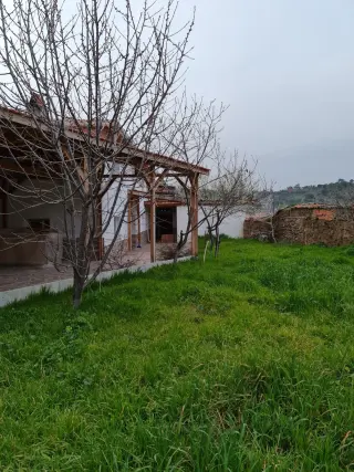 Doğayla İç İçe | 434 M² Arsa İçerisinde Özel Tasarım Köy Evi