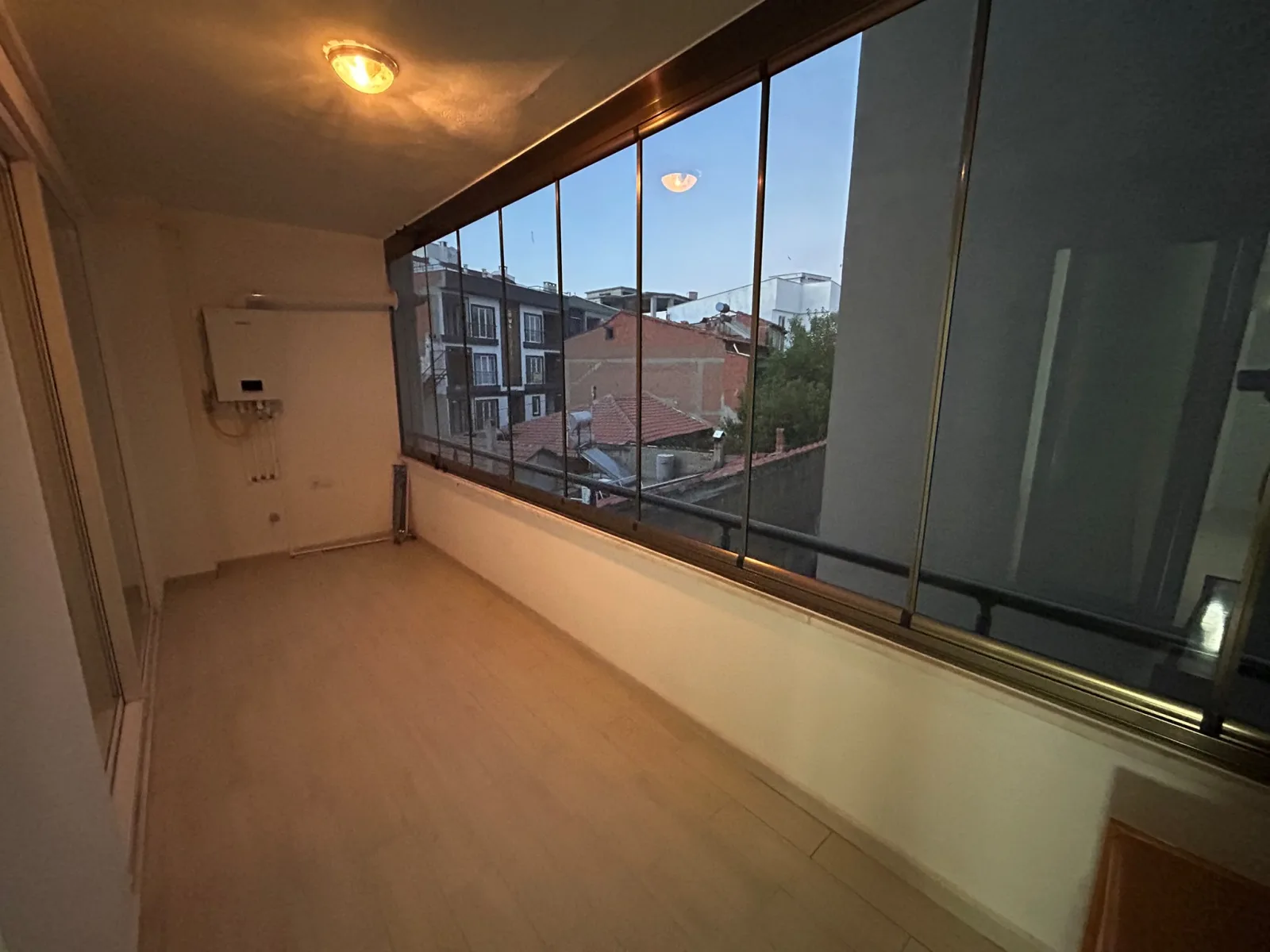 BALIKESİR EDREMİT TUZCUMURAT MAHALLESİNDE 3+1 KİRALIK DAİRE