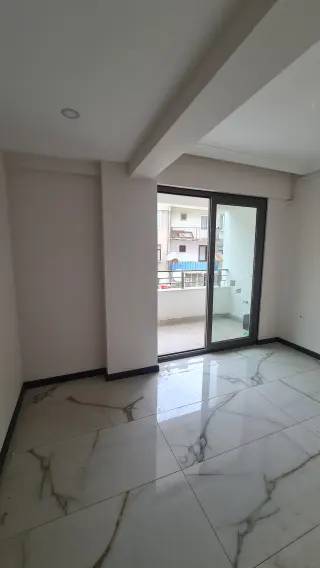 Burhaniye Kocacami Mahallesinde Satılık 1+1 Modern Daire