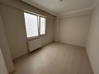 EDREMİT CUMHURİYET MAHALLESİ’NDE 3+1 KİRALIK DAİRE