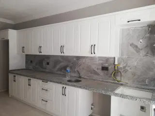 ATATÜRK'DE KİRALIK 2+1 SIFIR EBEVEYN BANYOLU DAİRE