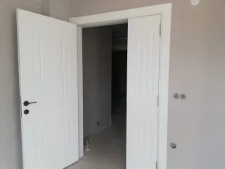 ATATÜRK'DE KİRALIK 2+1 SIFIR EBEVEYN BANYOLU DAİRE